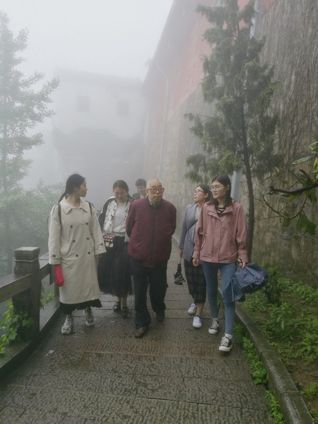 2019年5月初，在九华山。摄影/王剑锋